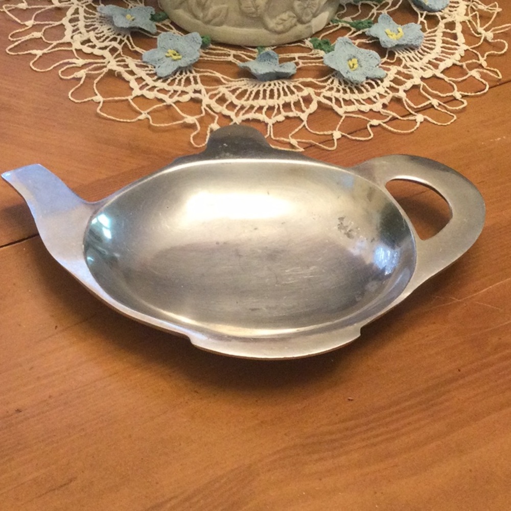 LAST CHANCE: Spoon Rest or Trinket Dish w/Tea K-Cups - Picture 3 of 8